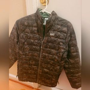 Boys Size 16/18 REI Coop Winter Light  Puffer Jacket